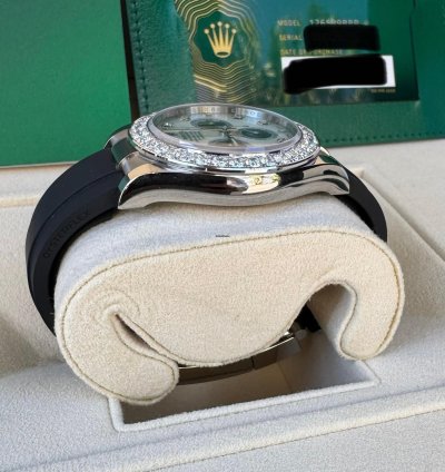 Rolex Daytona Mother Of Pearl Cosmograph Daytona December 2024 Diamond Panda White Tag Full Set
