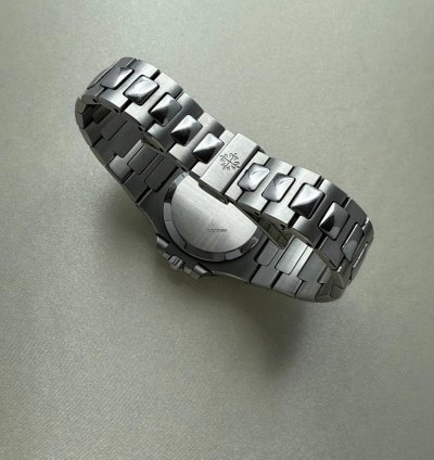 Patek Philippe Nautilus In Steel Roman Numerals Black Dial 3800 1a-001