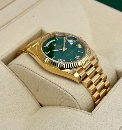 Rolex Day-date 40 New 2025 Rolex Day-date 40mm 228238 Presidential Green Dial