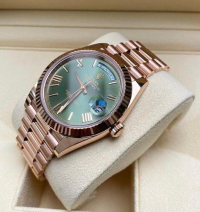 Rolex Day-date 40 New Day-date 40 228235 Green Roman Everose Rose Gold