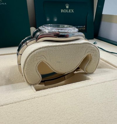 Rolex Daytona Mother Of Pearl Cosmograph Daytona Diamond Mother New December 2024 Diamond Panda White Tag Full Set