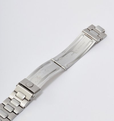 Patek Philippe Nautilus Jumbo