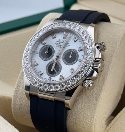 Rolex Daytona Mother Of Pearl Cosmograph Daytona Diamond Set Bezel White Gold 40mm
