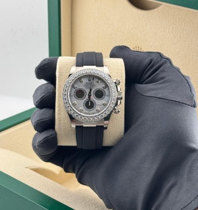 Rolex Daytona Mother Of Pearl Cosmograph Daytona Diamond Set Bezel White Gold 40mm