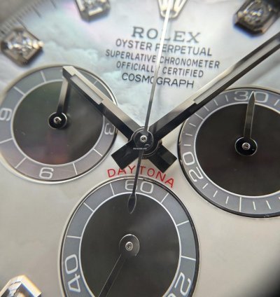 Rolex Daytona Mother Of Pearl Dial 126589rbr-0001