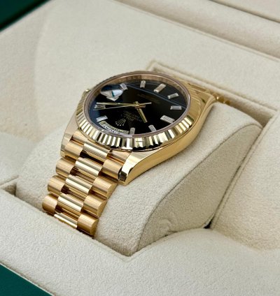 Rolex Day-date 40 New Day-date 40mm 228238 Black Onyx Diamond Baguette Dial