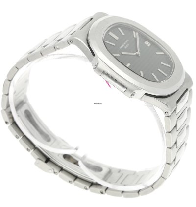 Patek Philippe Nautilus Jumbo 3700 1a