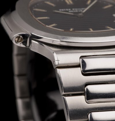 Patek Philippe Nautilus Jumbo 3700 With Box And Extract 1977