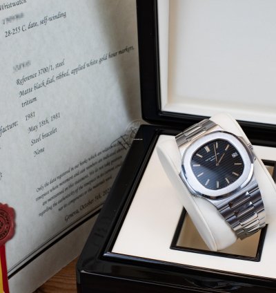 Patek Philippe Nautilus Jumbo 39mm