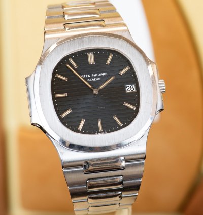 Patek Philippe Nautilus Jumbo 39mm
