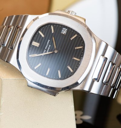 Patek Philippe Nautilus Jumbo 39mm