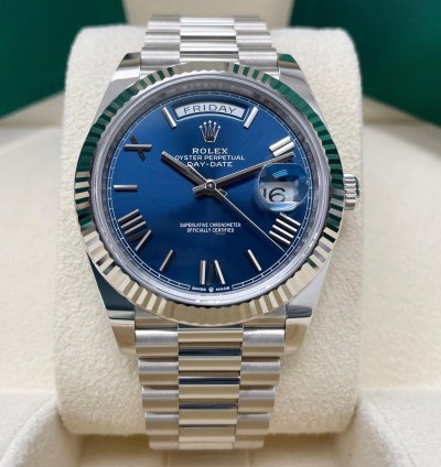 Rolex Day-date 40 New Day-date 40mm 228239 White Gold Fluted Bezel Blue Roman Dial President Bracelet