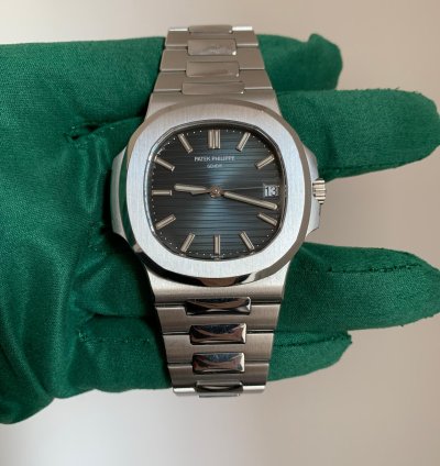 Patek Philippe Nautilus Jumbo 5711 1a Signed By President Dr Thierry Stern Full Set 2014