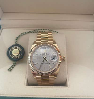 Rolex Day-date 40 New Gold Rolex President With Silver Diagonal Motif Dial