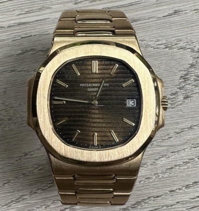 Patek Philippe Nautilus Jumbo Ref 3700j