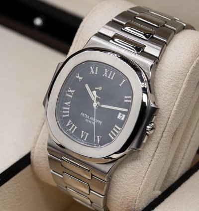 Patek Philippe Nautilus Jumbo Steel Black Power Reserve 42mm