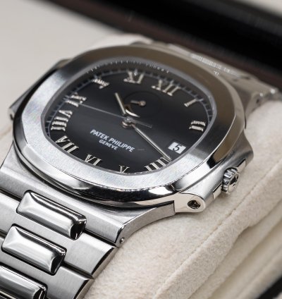 Patek Philippe Nautilus Jumbo Steel Black Power Reserve 42mm