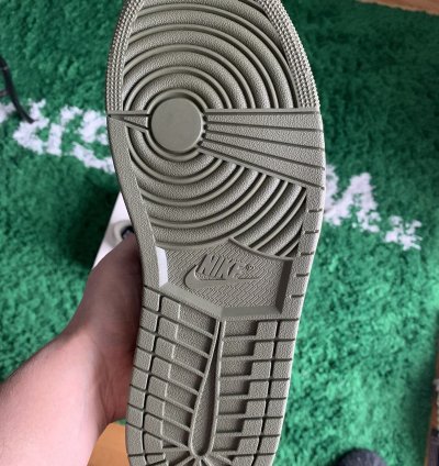 Jordan 1 Low Travis Scott Medium Olive