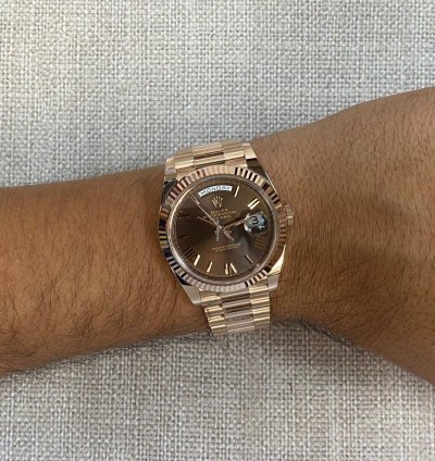Rolex Day-date 40 Nos Rolex Day-date 40 18k Rose Gold Chocolate Roman Mens Watch 21 228235
