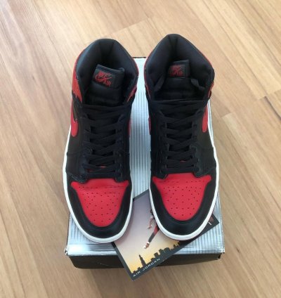 2001 Nike Air Jordan 1 - Bred