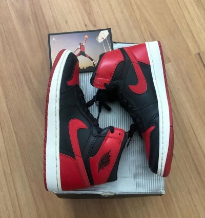 2001 Nike Air Jordan 1 - Bred