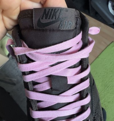 Jordan 1 Low Travis Scott Velvet Brown