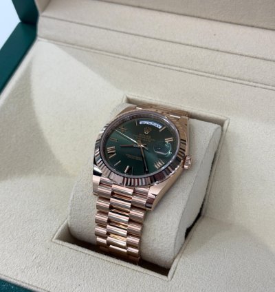 Rolex Day-date 40 Nuovo 2022 Italia Green Olive Dial Everose 40mm Full Set Con Documenti Scatola