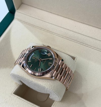 Rolex Day-date 40 Nuovo 2022 Italia Green Olive Dial Everose 40mm Full Set Con Documenti Scatola