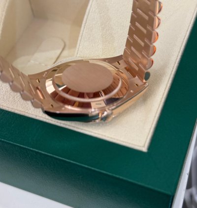 Rolex Day-date 40 Nuovo 2022 Italia Green Olive Dial Everose 40mm Full Set Con Documenti Scatola