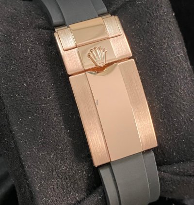 Rolex Daytona New 2022 Unworn Cosmograph Daytona Rose Gold Meteorite Dial 116515ln Full Set