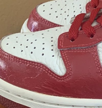 2001 Nike Dunk Low Patent Leather Varsity Red Eu