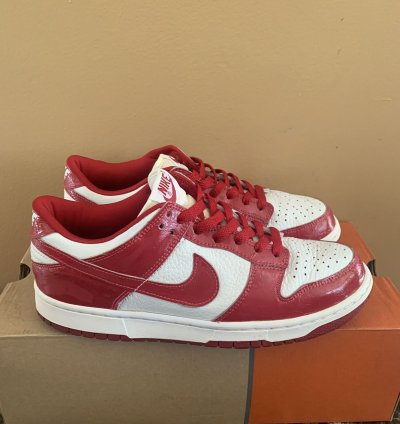 2001 Nike Dunk Low Patent Leather Varsity Red Eu