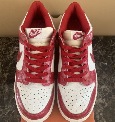 2001 Nike Dunk Low Patent Leather Varsity Red Eu