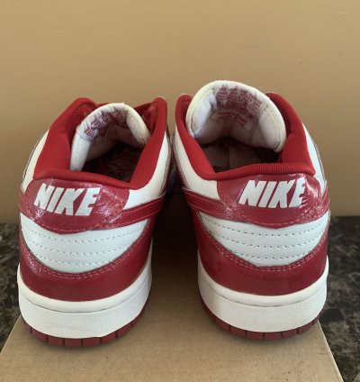 2001 Nike Dunk Low Patent Leather Varsity Red Eu