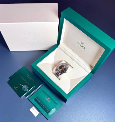 Rolex Day-date 40 Olive Dial