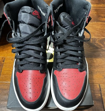 Jordan 1 Retro Banned Bred
