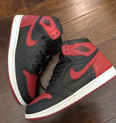 Jordan 1 Retro Banned Bred