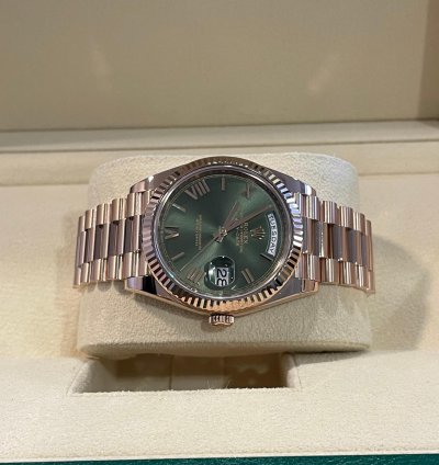 Rolex Day-date 40 Olive Dial - 228235 - 2023