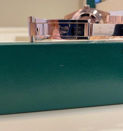 Rolex Day-date 40 Olive Dial - 228235 - 2023