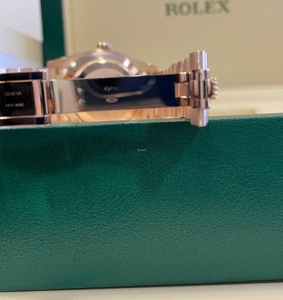Rolex Day-date 40 Olive Dial - 228235 - 2023