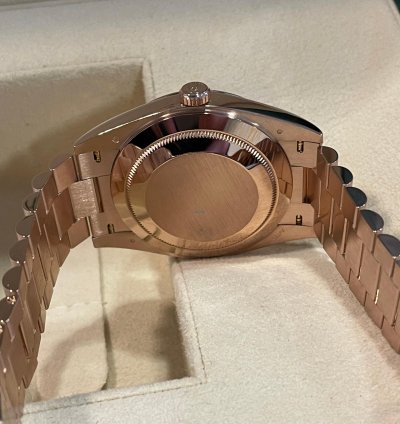 Rolex Day-date 40 Olive Dial - 228235 - 2023