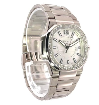 Patek Philippe Nautilus Lady Ref 7010 1g-001