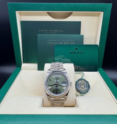 Rolex Day-date 40 Olive Dial Unworn
