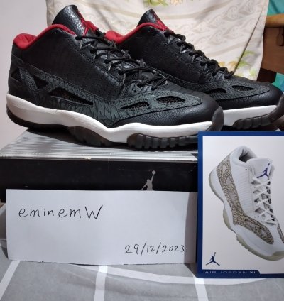 2003 Air Jordan 11 Retro Low Ie Bred 306008-061
