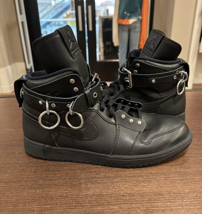 Jordan 1 Retro High Comme Des Garcons Black