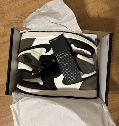 Jordan 1 Retro High Mocha