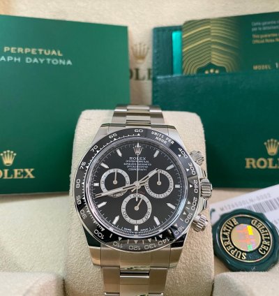 Rolex Daytona New 2024 Unworn Cosmograph Daytona Steel Black Dial 126500ln Full Set