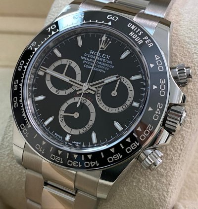 Rolex Daytona New 2024 Unworn Cosmograph Daytona Steel Black Dial 126500ln Full Set