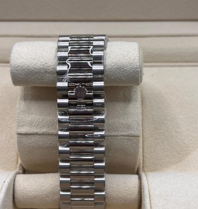 Rolex Day-date 40 Olive Green Dial White Gold