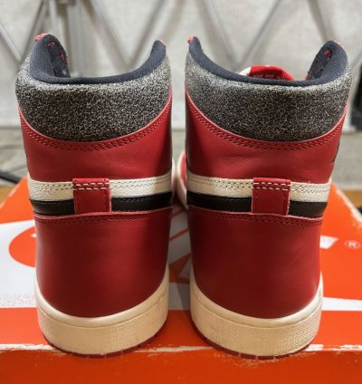 Jordan 1 Retro High Og Chicago Lost Found